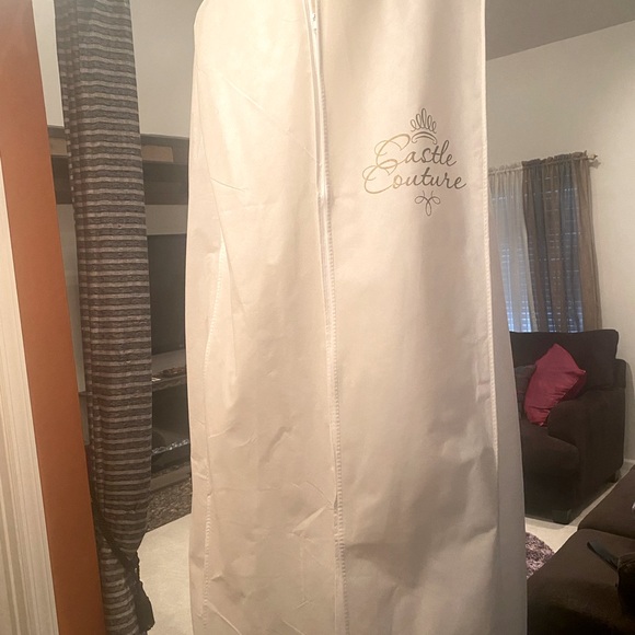 Casablanca bridal dress - Picture 2 of 3